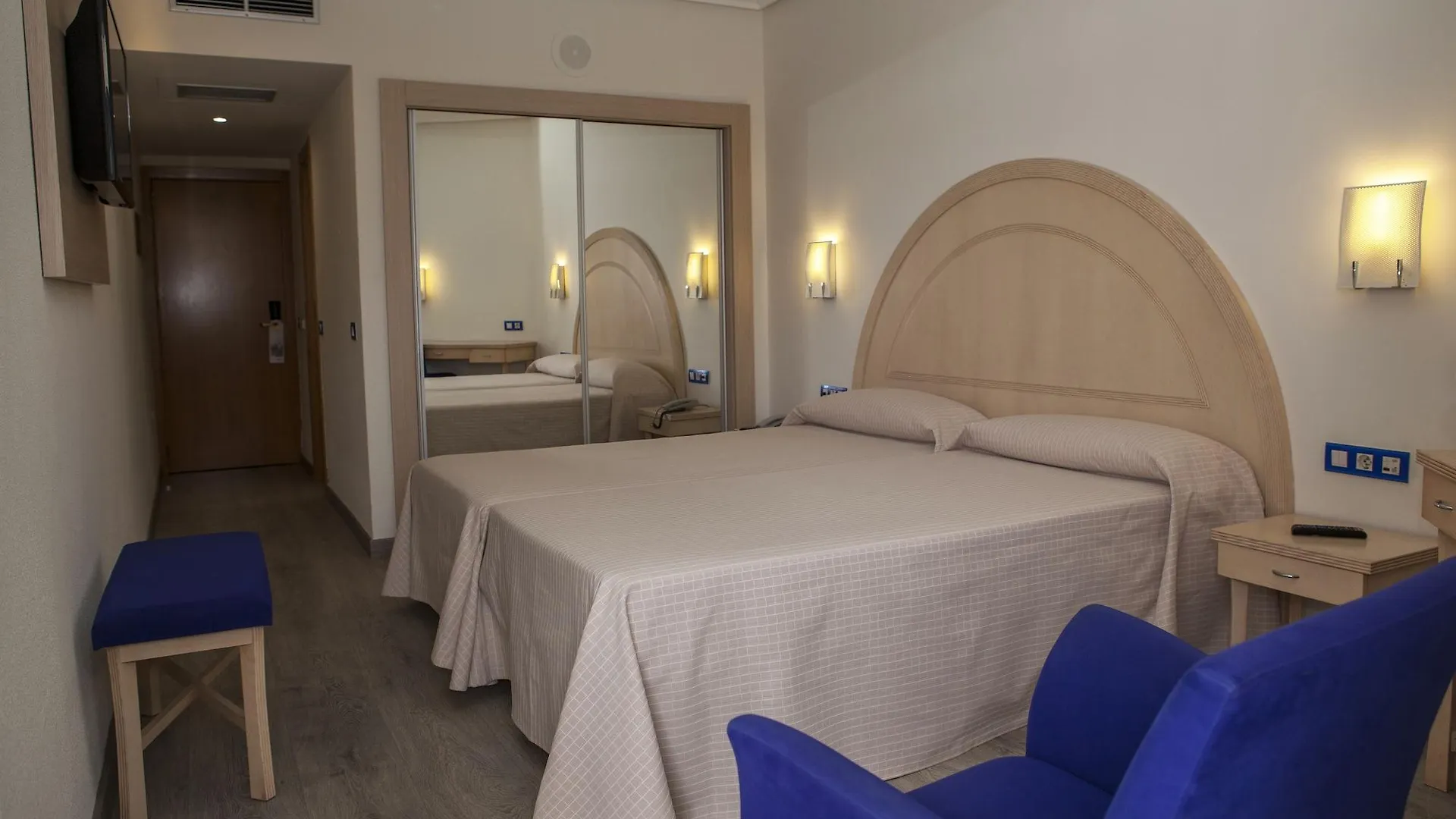 ****  Alexandre Troya Otel Playa de las Américas İspanya