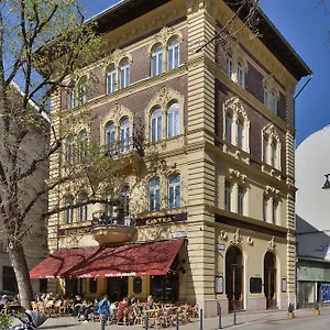 hotellátogatás